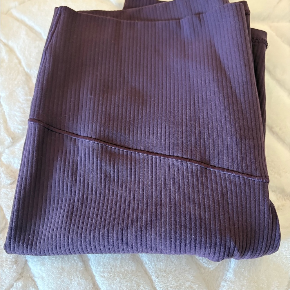 Women’s Offline By Aerie Leggings purple Ribbed to the ankle